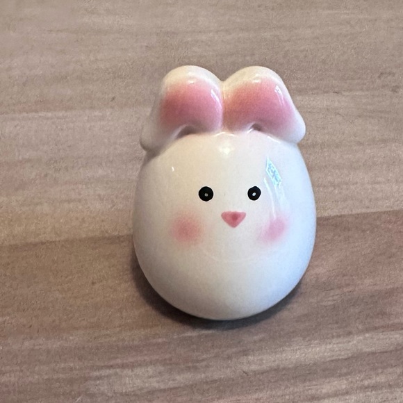 Easter Bunny and Chick Ceramic Salt and Pepper Set - Picture 5 of 6